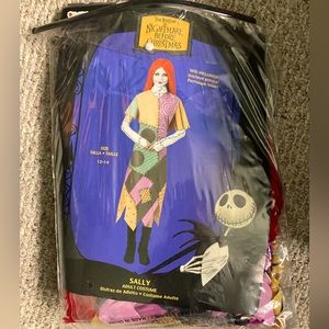 Womens Sally NMBC costume. Dress and wig. Smoke free home.